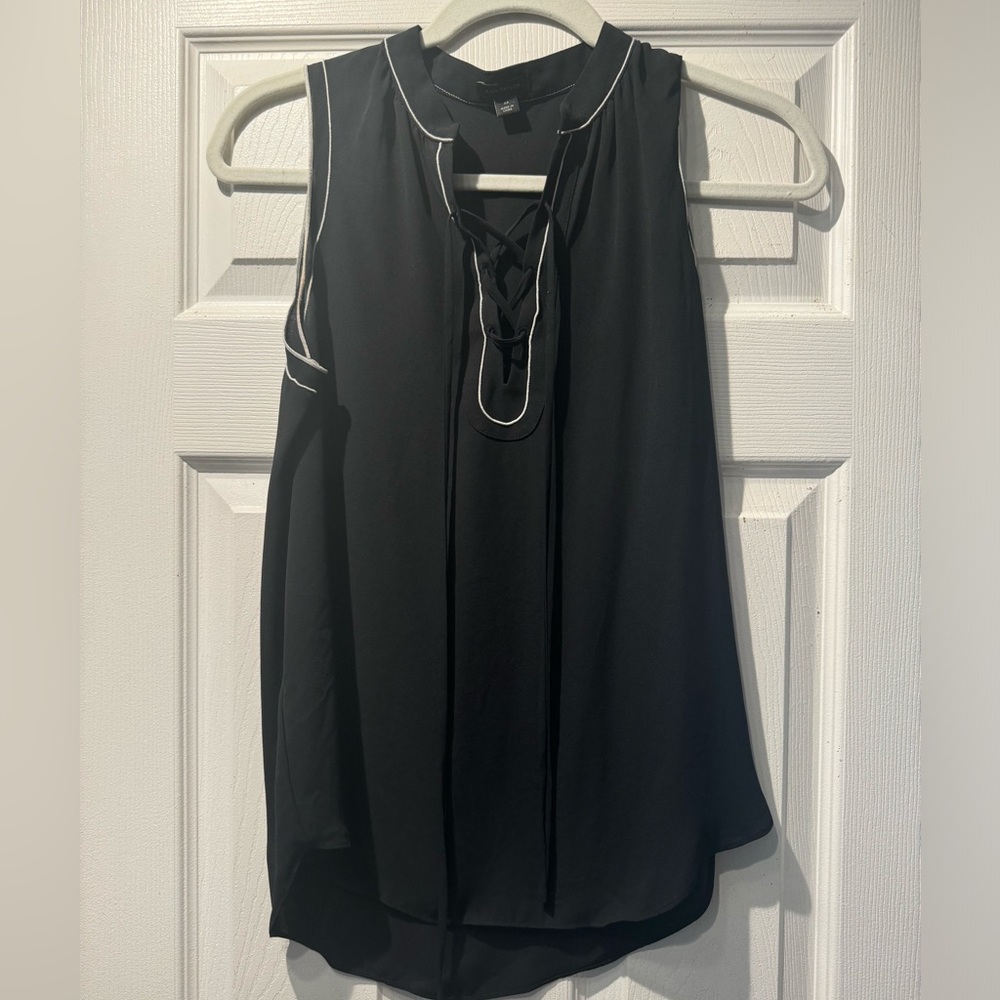 ANN TAYLOR LACE FRONT TANK TOP